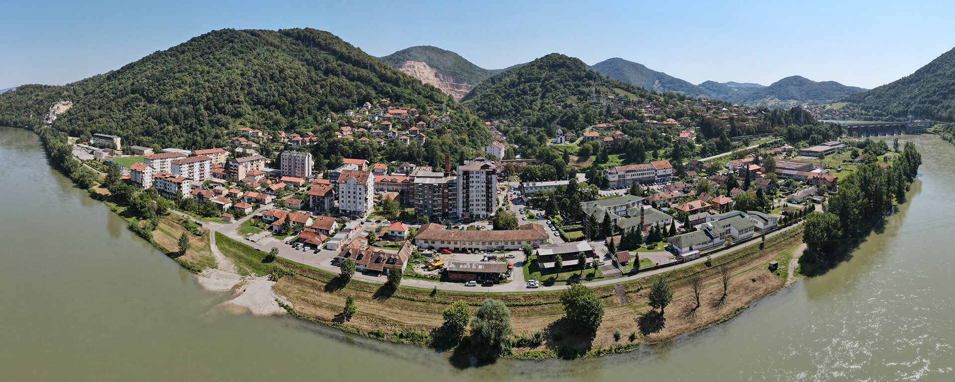 Панорама центра Малог Зворника